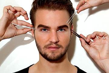 Мужская коррекция бровей в Алматы