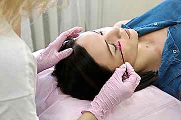 Окрашивание ресниц в Алматы