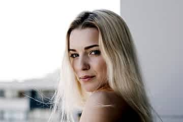 Осветление бровей в Алматы